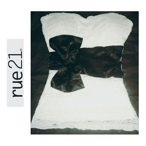 rue 21 Halter White Bow Top